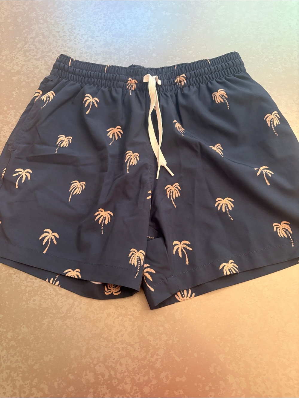 Chubbies Men's Navy Palm Print Swim Trunks